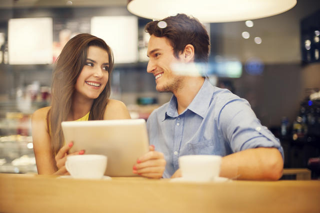 Best Online Dating Apps and Sites in 2025