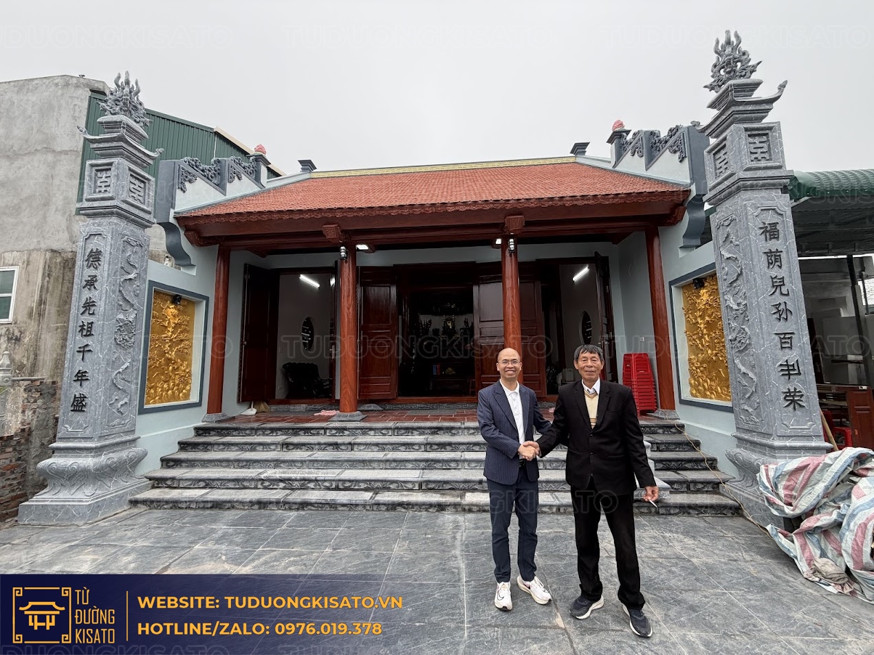 Ngoại cảnh từ đường 3 gian bê tông giả gỗ